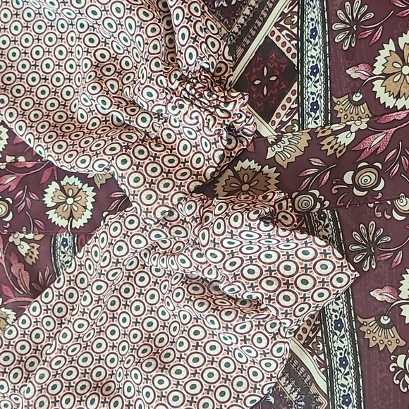 Halo Boho Mixed Prints Blouse - Picture 11 of 12